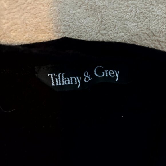 Tiffany & Grey Black Wrap-Style Top – Soft Stretch Short Sleeve Blouse - Picture 4 of 6